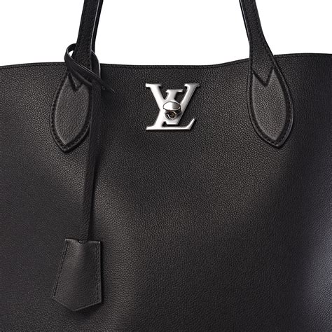 louis vuitton lockme tote